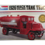 Monogram 1926 Mack Bulldog Tank Truck