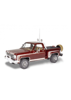 Revell 1976 Chevy Sport Stepside Pickup 4X4